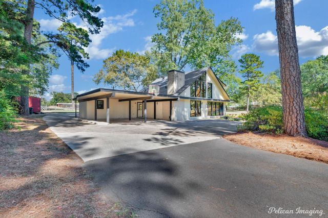 3242 Bert Kouns Industrial Loop, Shreveport, LA 71118