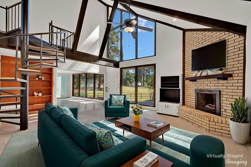 3242 Bert Kouns Industrial Loop, Shreveport, LA 71118