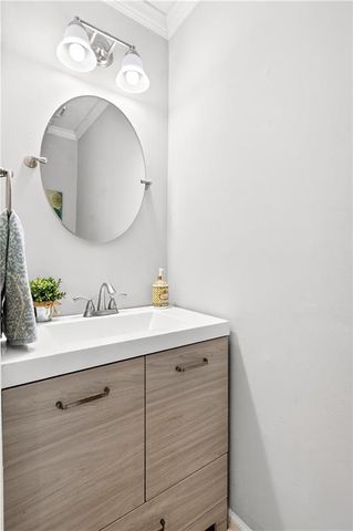 11065 Crabapple Lake Drive, Roswell, GA 30076