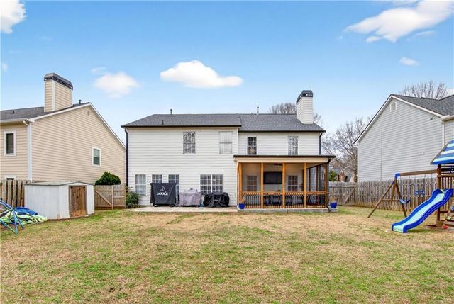 11065 Crabapple Lake Drive, Roswell, GA 30076