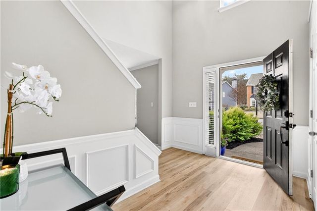 11065 Crabapple Lake Drive, Roswell, GA 30076