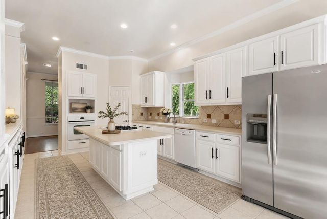 17042 Trail of the Woods, Austin, TX 78734