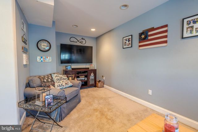 507 N MANOA RD, Havertown, PA 19083
