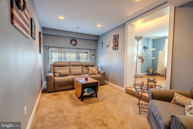 507 N MANOA RD, Havertown, PA 19083