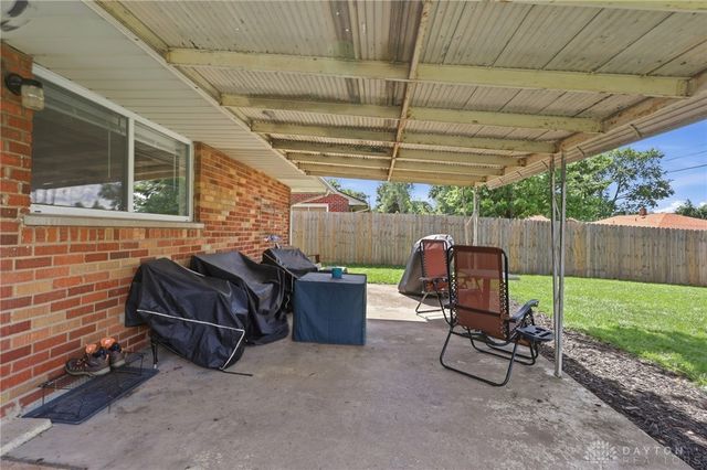 4326 Kitridge Road, Huber Heights, OH 45424