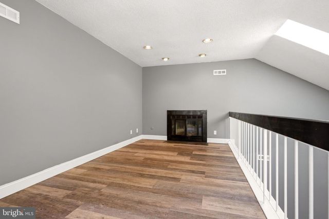 106-B HARWOOD CT, Mount Laurel, NJ 08054