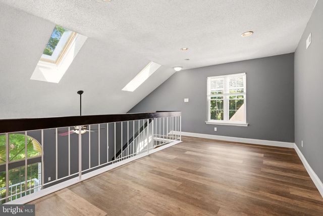 106-B HARWOOD CT, Mount Laurel, NJ 08054