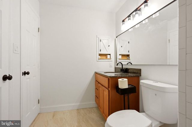 106-B HARWOOD CT, Mount Laurel, NJ 08054