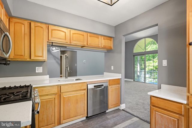 106-B HARWOOD CT, Mount Laurel, NJ 08054