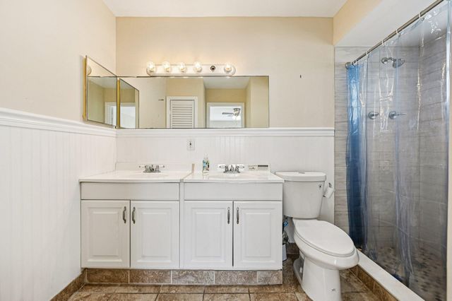 370 Wilma Circle W 6, Riviera Beach, FL 33404