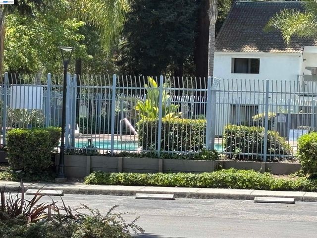 1055 N Capitol Ave 184, San Jose, CA 95133
