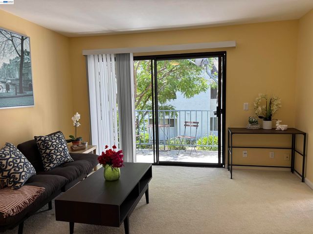 1055 N Capitol Ave 184, San Jose, CA 95133