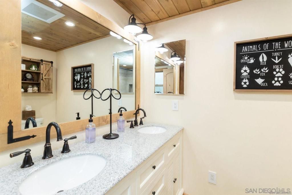 Image 13 of property listing at 42655 Peregrine, Big Bear, CA 92315