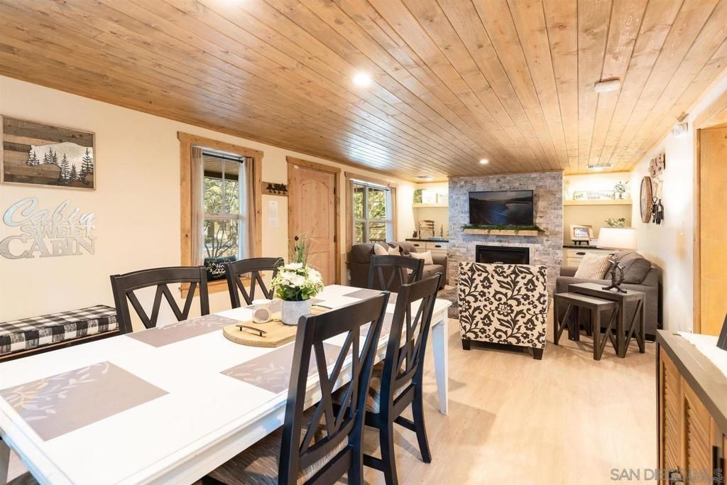 Image 5 of property listing at 42655 Peregrine, Big Bear, CA 92315