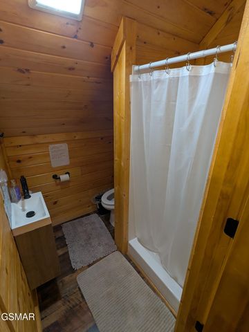 1039 Willard Way, Sevierville, TN 37876