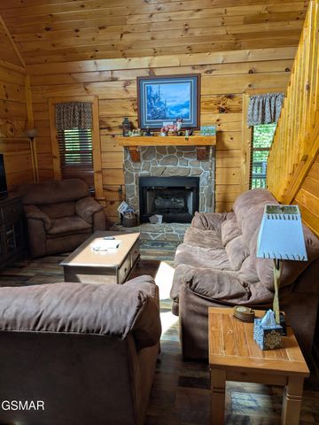 1039 Willard Way, Sevierville, TN 37876