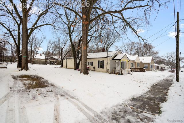 3825 Arlene Avenue, Flint, MI 48532