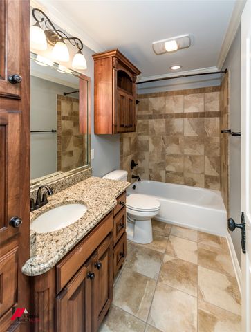 1914 Highpoint Place, Haughton, LA 71037