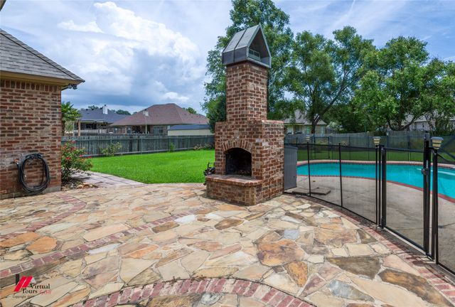 1914 Highpoint Place, Haughton, LA 71037