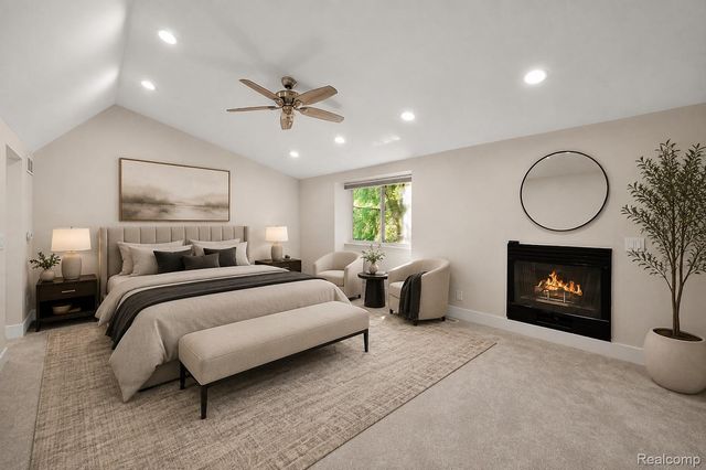 169 E Long Lake Road, Bloomfield Hills, MI 48304