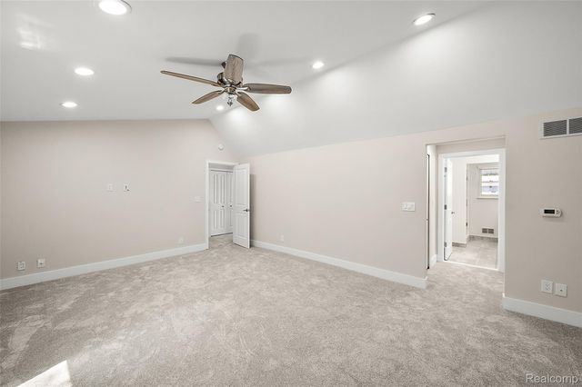 169 E Long Lake Road, Bloomfield Hills, MI 48304