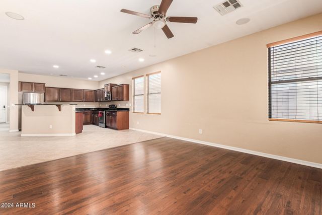 4706 S Twinleaf Drive, Gilbert, AZ 85297