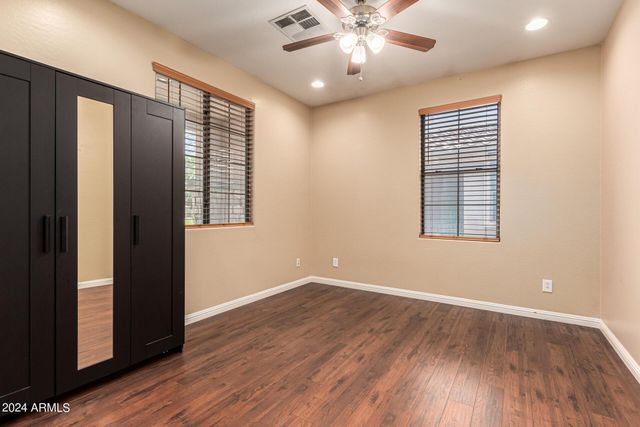 4706 S Twinleaf Drive, Gilbert, AZ 85297