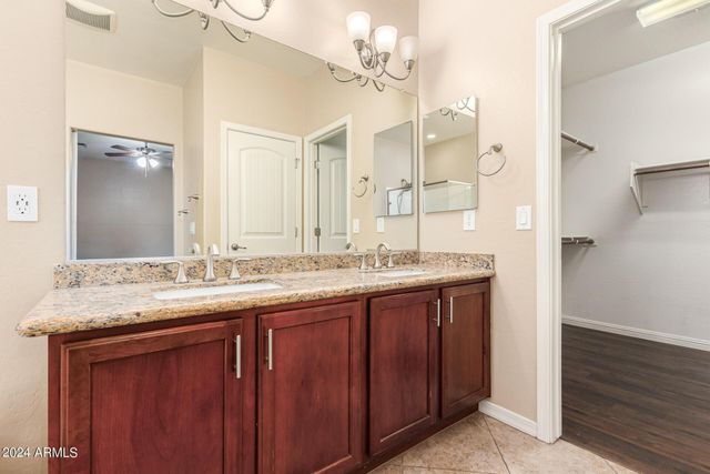 4706 S Twinleaf Drive, Gilbert, AZ 85297