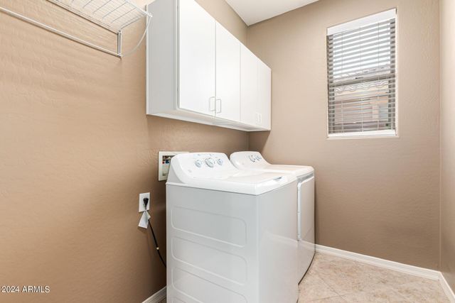 4706 S Twinleaf Drive, Gilbert, AZ 85297