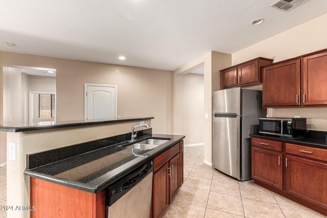 4706 S Twinleaf Drive, Gilbert, AZ 85297