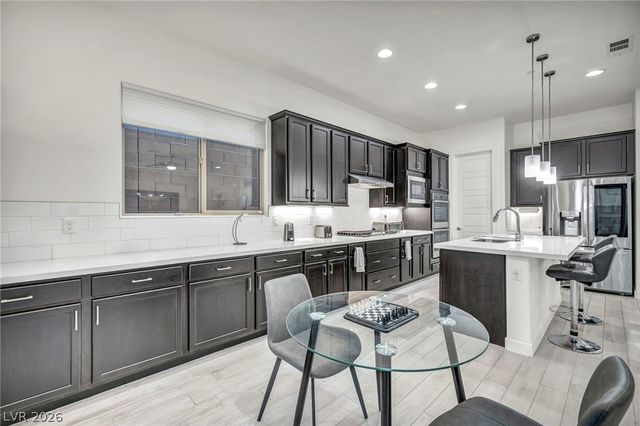 11617 Falcon Gorge Avenue, Las Vegas, NV 89138