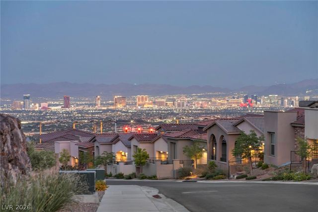 11617 Falcon Gorge Avenue, Las Vegas, NV 89138