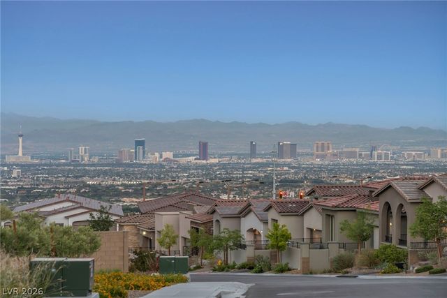 11617 Falcon Gorge Avenue, Las Vegas, NV 89138
