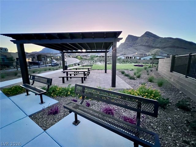 11617 Falcon Gorge Avenue, Las Vegas, NV 89138
