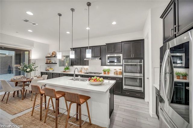 11617 Falcon Gorge Avenue, Las Vegas, NV 89138