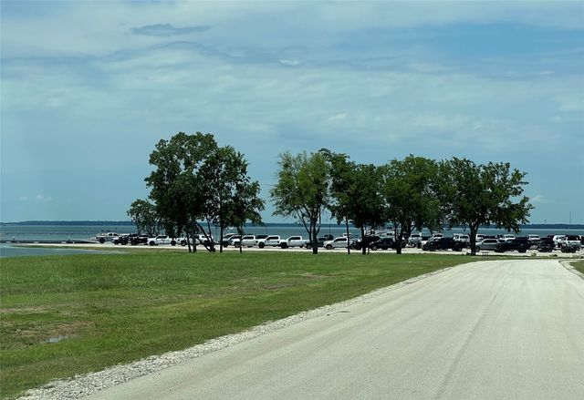 3950 Fm 47, Wills Point, TX 75169