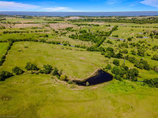 3950 Fm 47, Wills Point, TX 75169