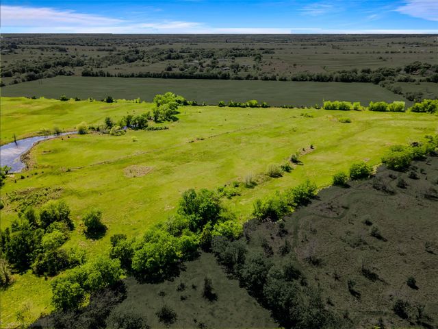 3950 Fm 47, Wills Point, TX 75169