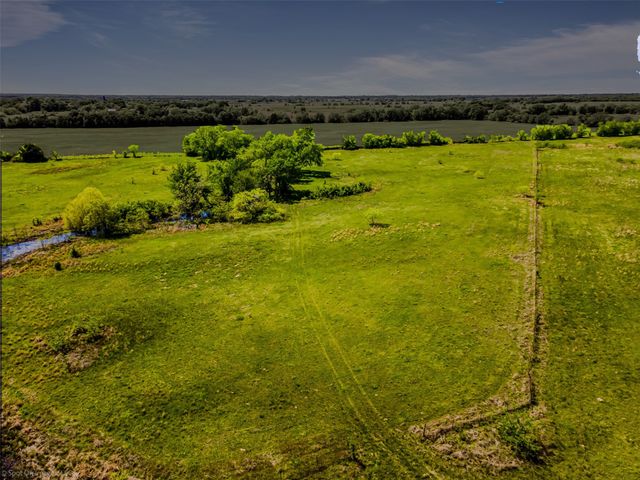 3950 Fm 47, Wills Point, TX 75169