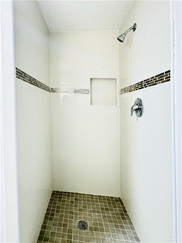 220 W 5th Street, Weslaco, TX 78596