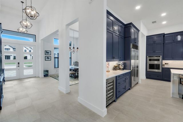 2428 WATERFRONT CIRCLE, Sarasota, FL 34240