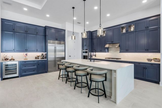 2428 WATERFRONT CIRCLE, Sarasota, FL 34240