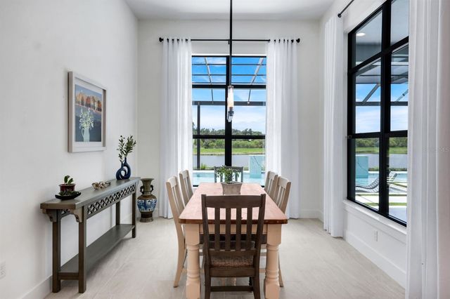 2428 WATERFRONT CIRCLE, Sarasota, FL 34240