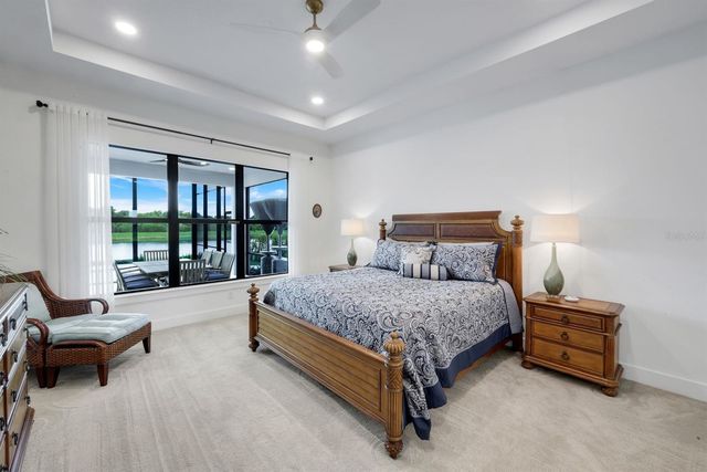 2428 WATERFRONT CIRCLE, Sarasota, FL 34240