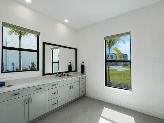2428 WATERFRONT CIRCLE, Sarasota, FL 34240