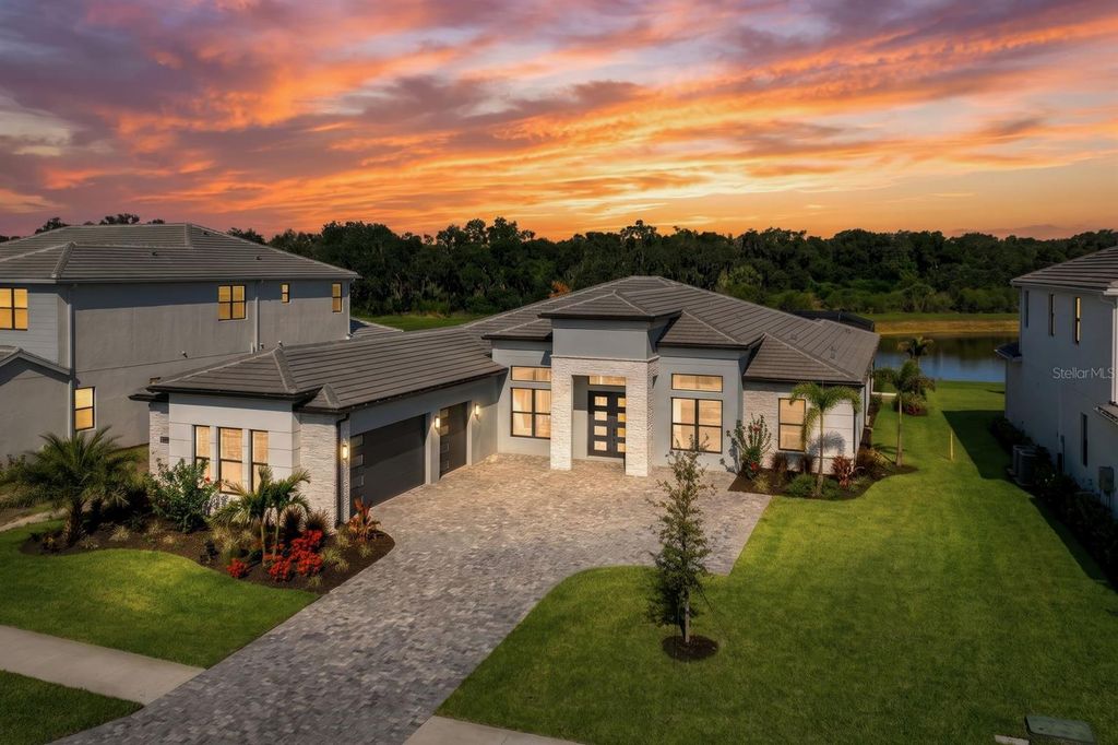 2428 WATERFRONT CIRCLE, Sarasota, FL 34240