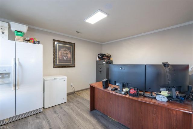 2100 Schubert DR, Virginia Beach, VA 23454