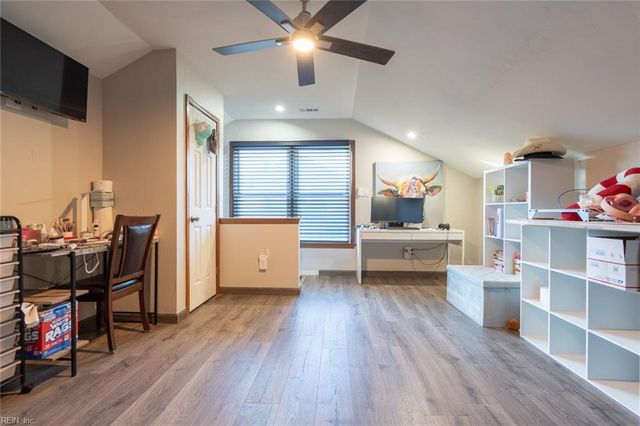 2100 Schubert DR, Virginia Beach, VA 23454