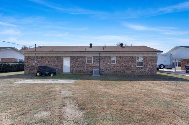 1410 Magnolia Avenue, Walnut Ridge, AR 72476