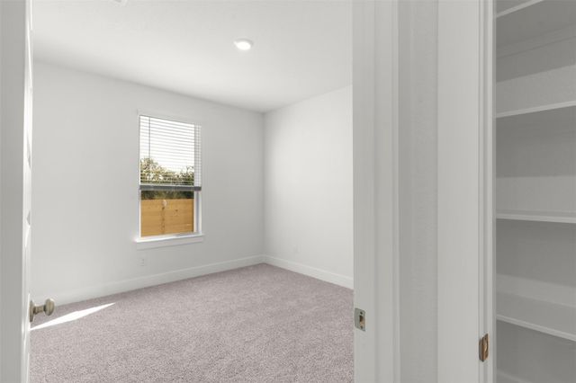 332 Ridgewell LOOP, Georgetown, TX 78633